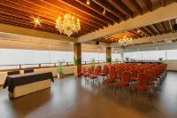 Qorianka Hotel - 3-Star