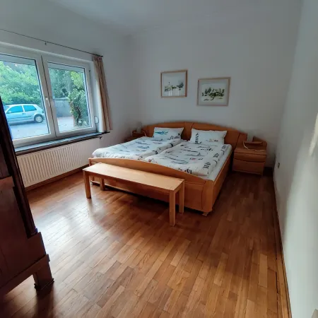 Vacation apartment Jantje in Emden city center with garden directly on the canal