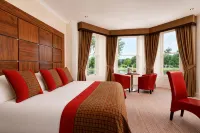 The Glenmoriston Townhouse Hotel - parking