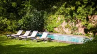 Guest House la Maison Chantecler - piscina