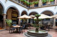 Hotel Hidalgo - parking