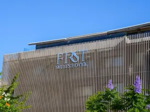 First Suites Hôtel