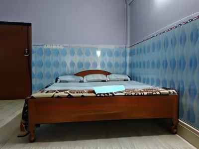 MAA Kali Guest House