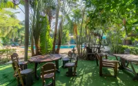 Yuwadee Resort فنادق في بوكيت
