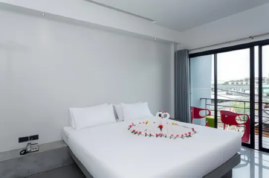 Riverside Hotel Отели в г. Краби