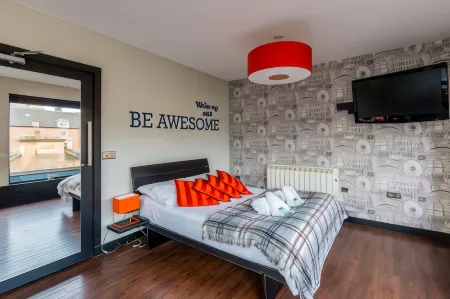 Code Co-Living – the Loft - Edinburgh Отели рядом с достопримечательностью «Королевская шотландская академия»