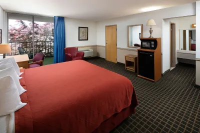 Red Lion Hotel & Conference Center Ellensburg فنادق في إلينسبورغ