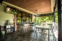 Ramiarndao Boutique Place Hotel Hotels in Amnat Charoen