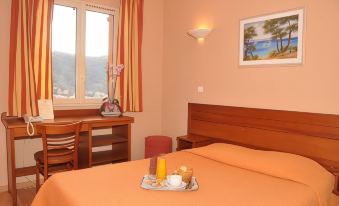 Appart Hotel Lou Castelet - Housity