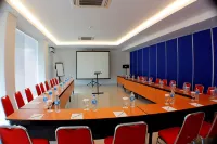 Sinar Sport Hotel Hotels in Ratu Samban