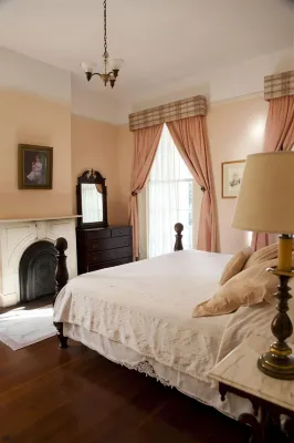 Fairchild House Bed & Breakfast Hotels in Lower Garden District