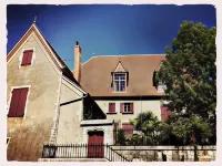 La Devinie Hôtels à : Sarrazac