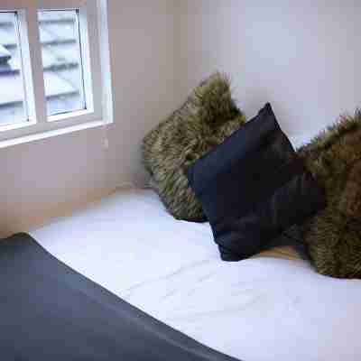 White Tulip Residence- Central, Convenient, Spacious Loft Rooms