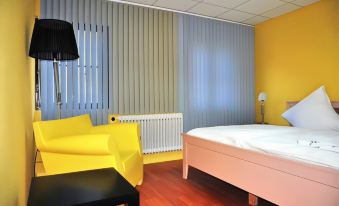 Astoria Hotel Heimbach - Housity