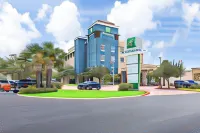Holiday Inn Brownsville Hotel dekat Sams Memorial Stadium
