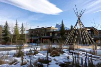 The Juniper Hotel & Bistro Hotels near Mt. Norquay Ski & Tubing Resort