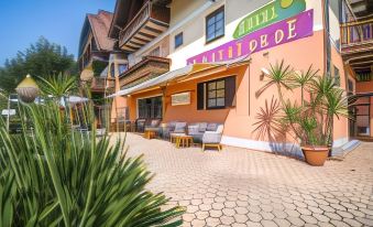 Hotel Kärntnerhof Velden by S4Y