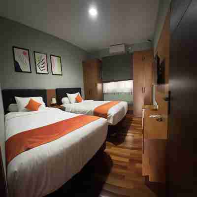 Radja House Cipaku Indah Rooms