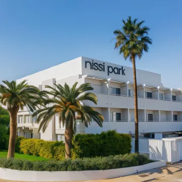 Nissi Park Hotel Hotels near Landa Beach