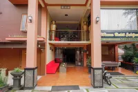 레드 칠리스 힐 호텔 Lapangan Bukit Mongkrang 주변 호텔