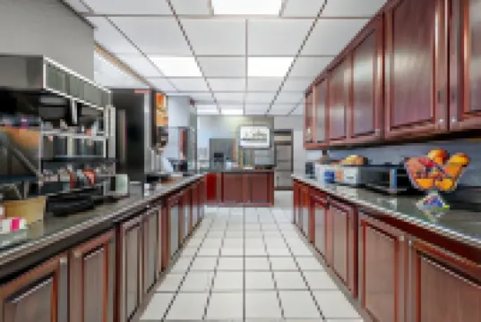 Days Inn by Wyndham Amarillo East