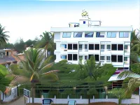 Hotel GreenLand-Elegant Hotel di Gokul Shirgaon