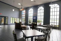 Baymont by Wyndham Flint Airport North Hotels in Flint