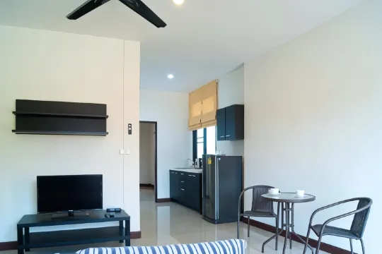 อพาร์ตเมนต์ดีลักซ์พร้อมลานระเบียง