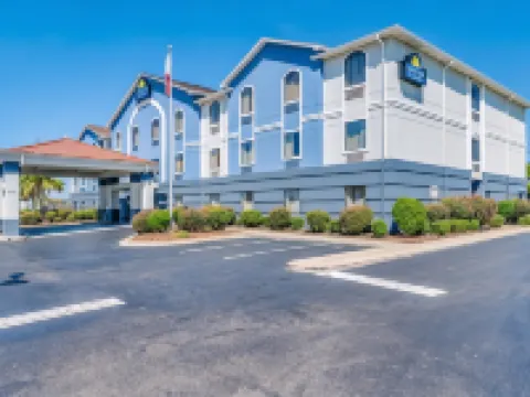 Days Inn & Suites by Wyndham Prattville-Montgomery Hoteles en Prattville