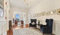 The Hamilton Hoppin House - 2-Star