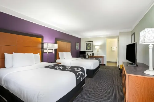 La Quinta Inn by Wyndham San Marcos Hotels in Martindale