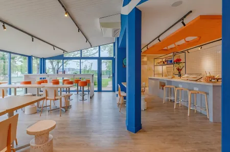 Ibis Budget Lyon Est Saint Quentin Fallavier Отели в г. Сен-Кантен-Фаллавье