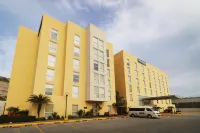 City Express by Marriott Tijuana Insurgentes Hotels near Plaza Monarca