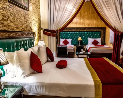 Rose Palace Hotel, Garden Town Hotels near Township