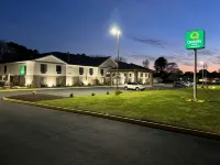 凱藝套房酒店 北安普敦縣酒店