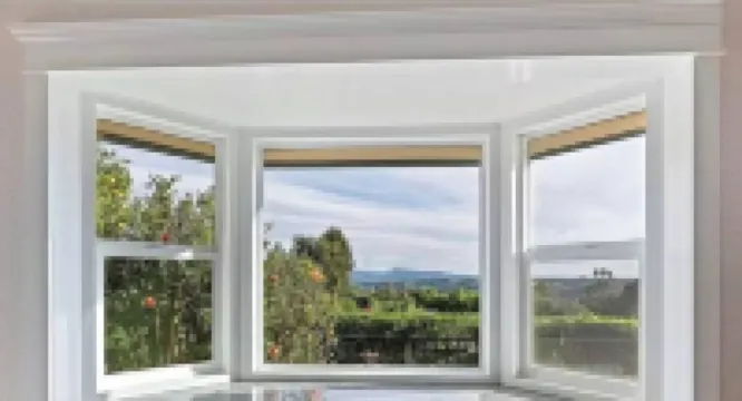 Beautiful 2-bedroom home with stunning viewsSleeps 4 - 2 Bedrooms - 1 Bath