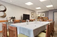 Country Inn & Suites by Radisson, Minneapolis-Shakopee Hotels in Chaska