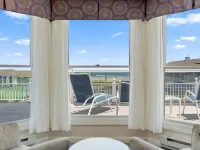 The Sparhawk Oceanfront Resort Hotels near Ogunquit Memorial Library