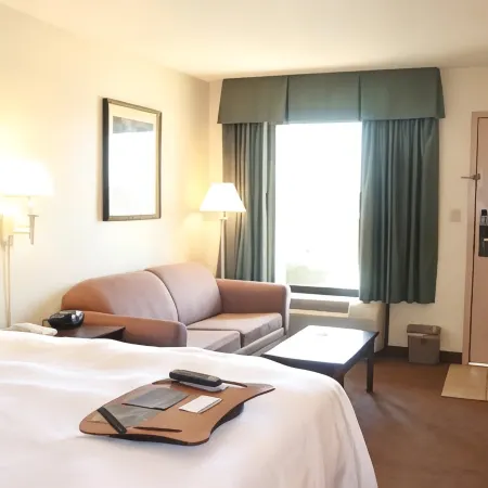 Quality Inn & Suites Searcy I-57