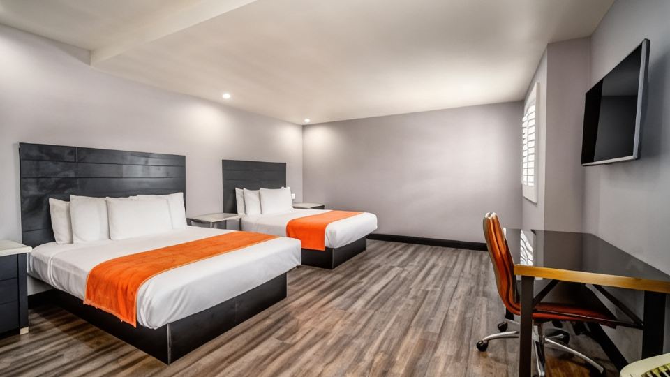 Lyfe Inn & Suites by Aga - LAX Airport