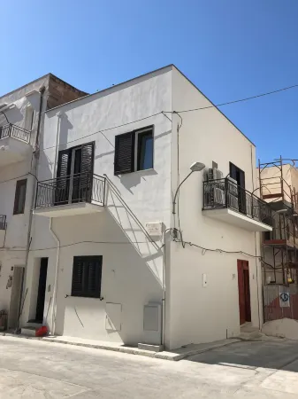 White Asses Rooms Отели в г. Кастелламмаре-дель-Гольфо