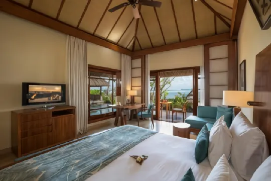 Shanti Maurice Resort & Spa