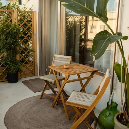 Taga Suites