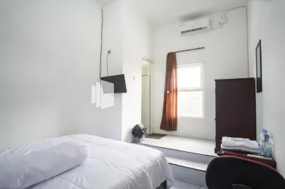 Katup Guest House Syariah Mitra RedDoorz Hotels in Sewon