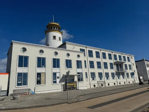 Hotel De Zeevaartschool Hotels in Vlissingen