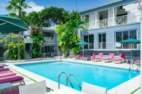 The Palms Resort - Pool