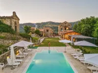 Le Querce Farmhouse Hotels in Monte Cicerale