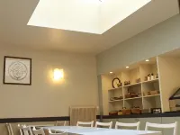 Kyriad Paris 13 - Italie Gobelins Hotels near 5th arr.