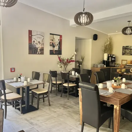 Le Petit Palais - Hotel/Pension