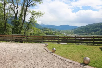 Maso Al Sole Agriturismo Hotel dekat Oxford Civezzano Scarl